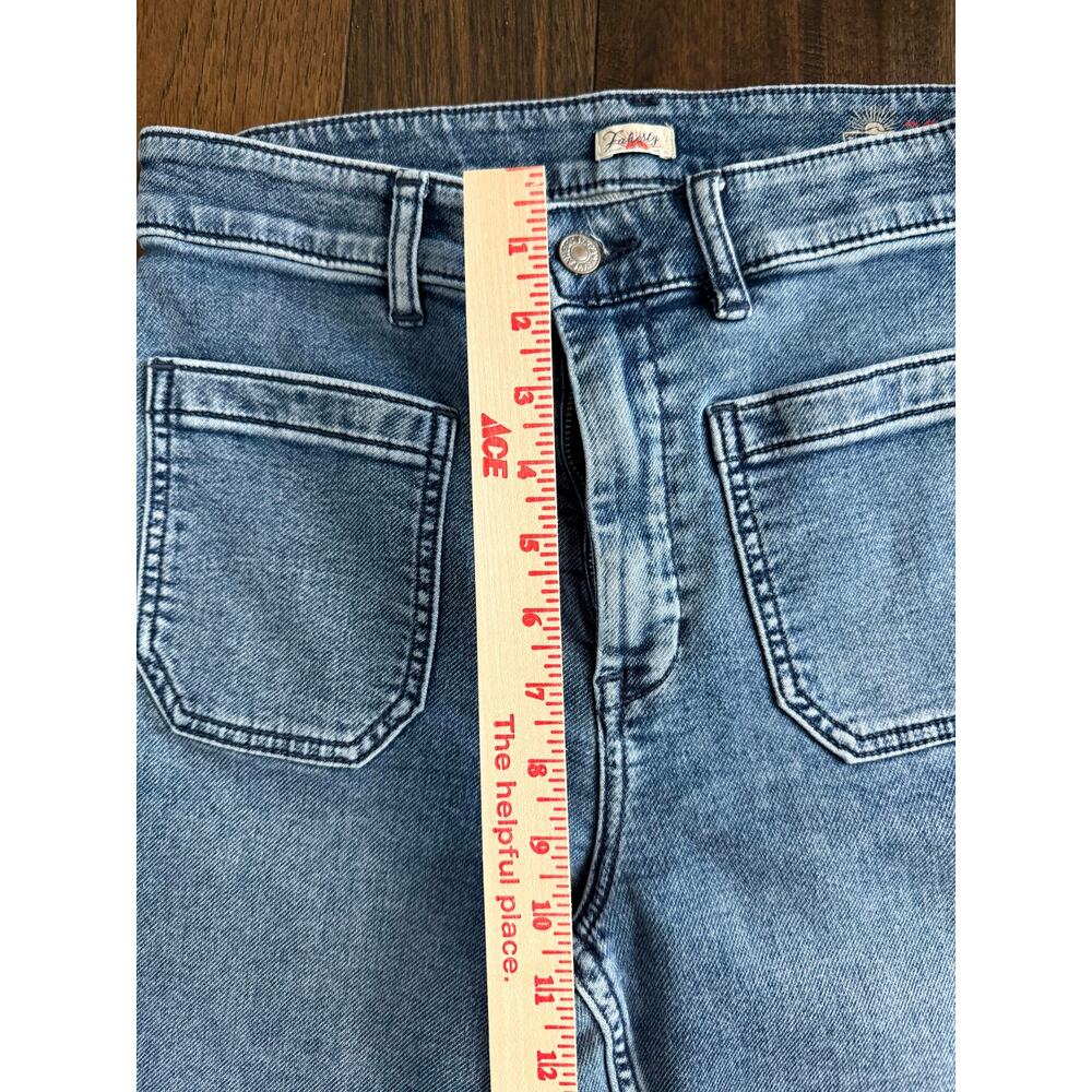 Faherty Women's Bootcut Jeans Light Wash Patch Pocket Size 29 Stretch - Picture 4 of 8